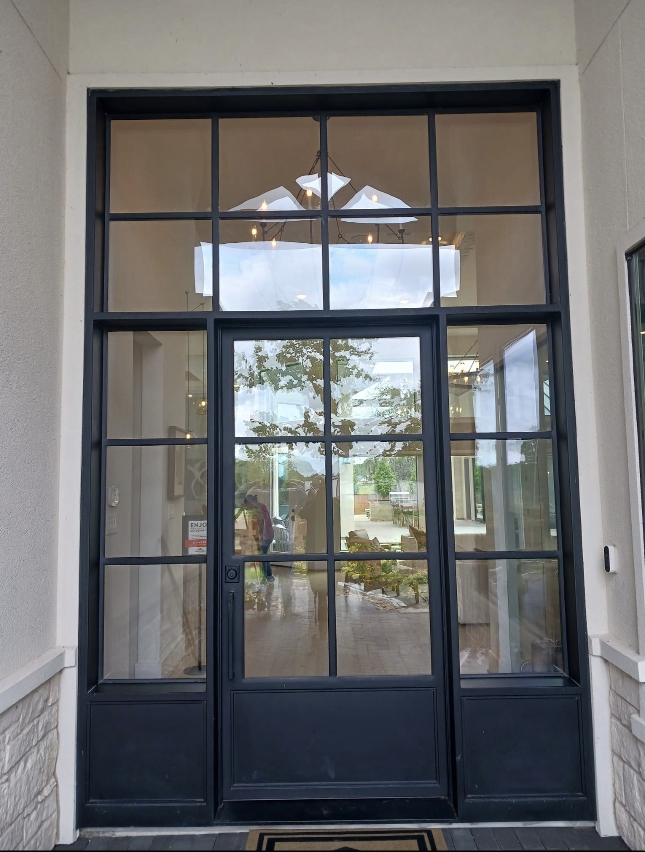 Modern Vanguardia iron door